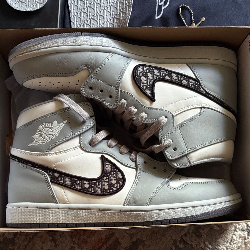 Dior Jordan 1 HighTops Open to offers